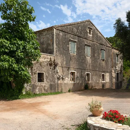 Evanna House In Saint Stephanos Lejlighed
